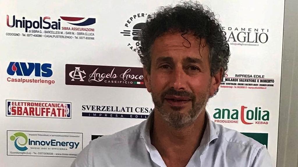 Battibecco tra allenatori: la partita viene fermata, ripresa ...