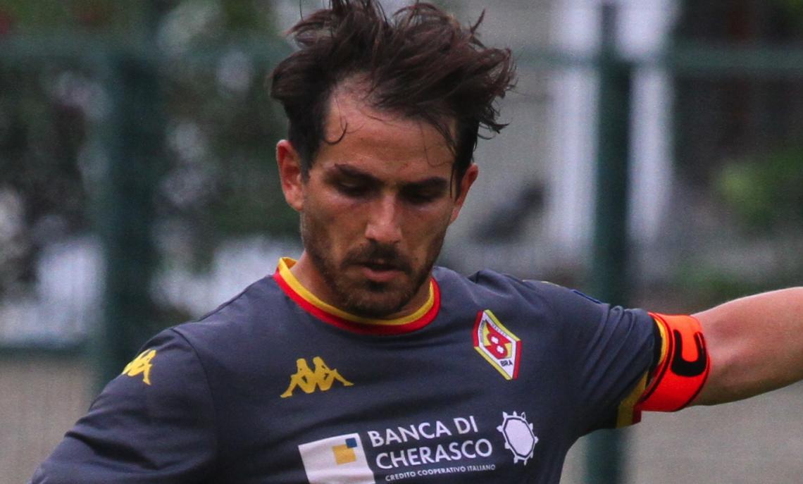 Pennellata di Capellupo, il Bra si prende il derby. Al Saluzzo restano 'i fiori'