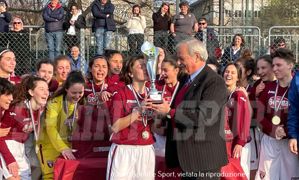 Freedom bestia nera ma il Torino di Riccardi vince l'ultima casalinga con le magie di La Sala e Munafò