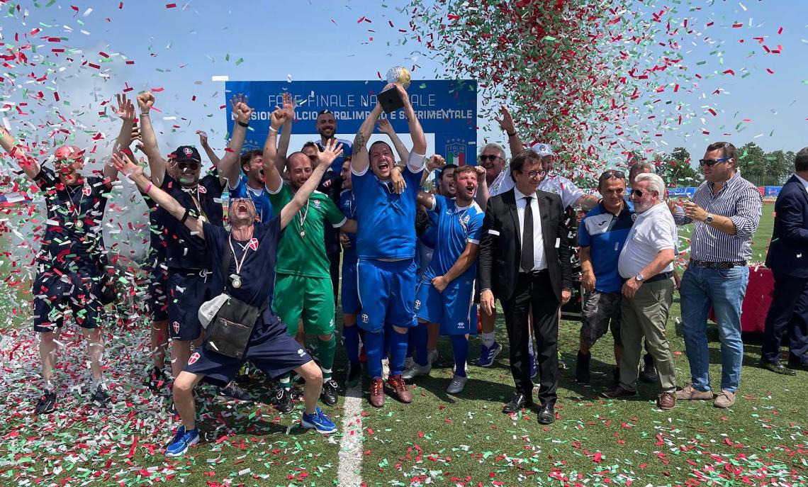 Il calcio è di tutti: tripudio a Novarello per le finali nazionali della Divisione Paralimpica e Sperimentale 