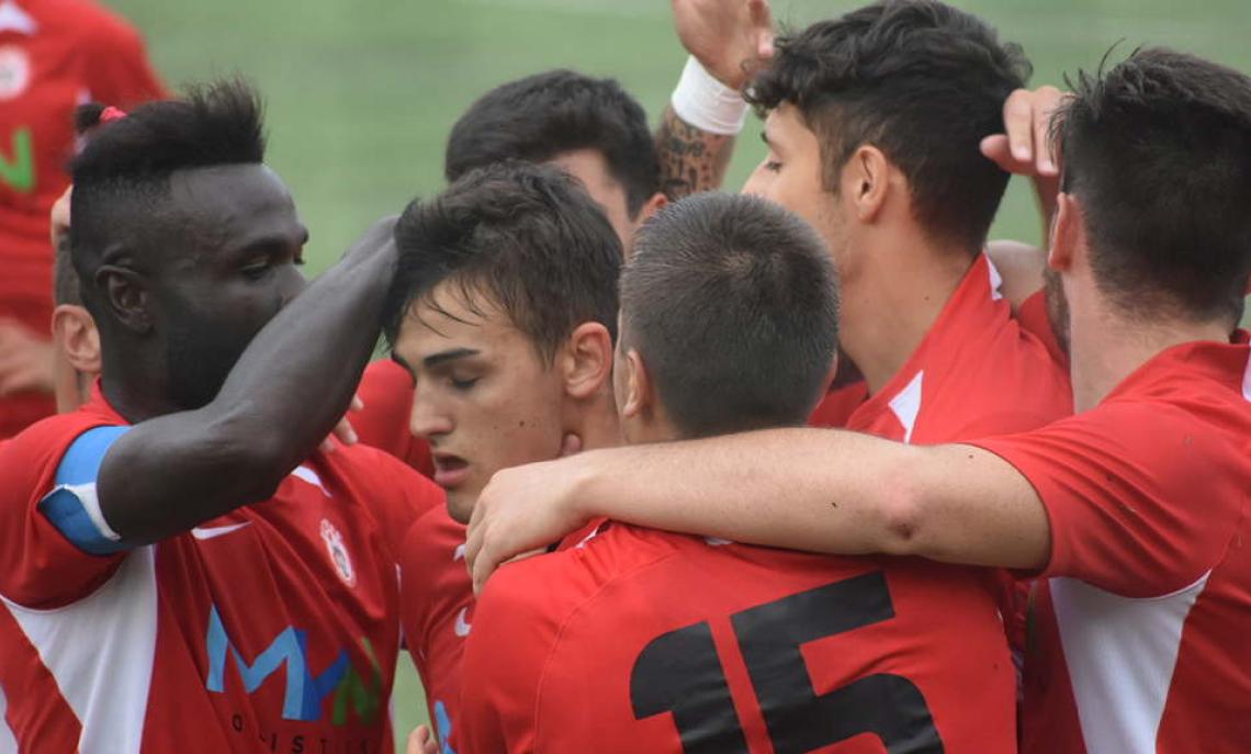 I festeggiamenti sul gol del 1-3 per l’Oltrepó