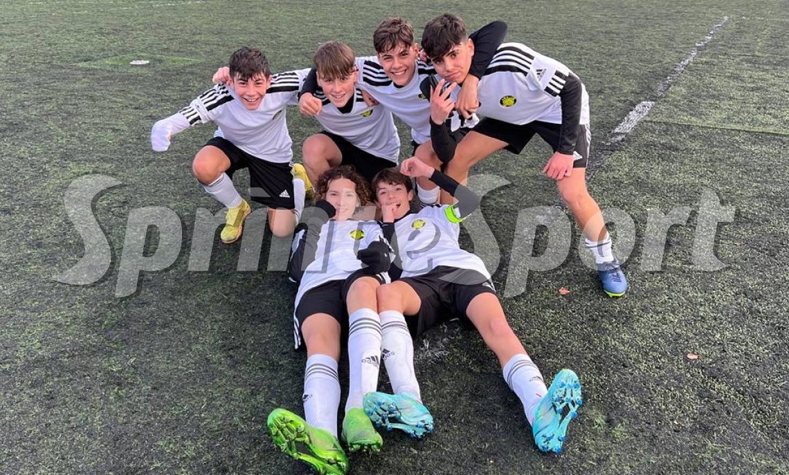 Dejan tripletta mondiale, in mezzo al campo c'è Canapa a dar battaglia