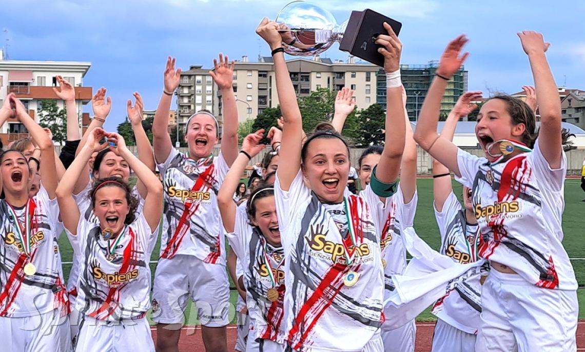 UNDER 15 FEMMINILE: Alice Dancelli alla la coppa