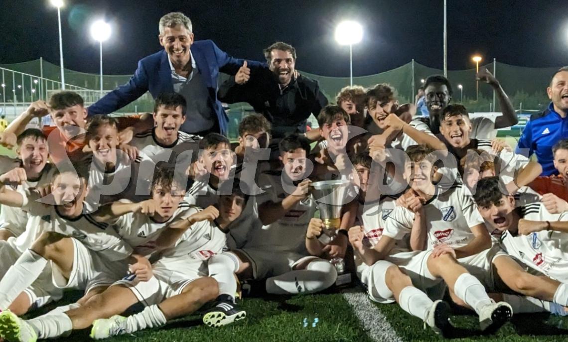 Finale folle: da 2-0 a 3-3, ai rigori Garbellini e Timofei creano il caos