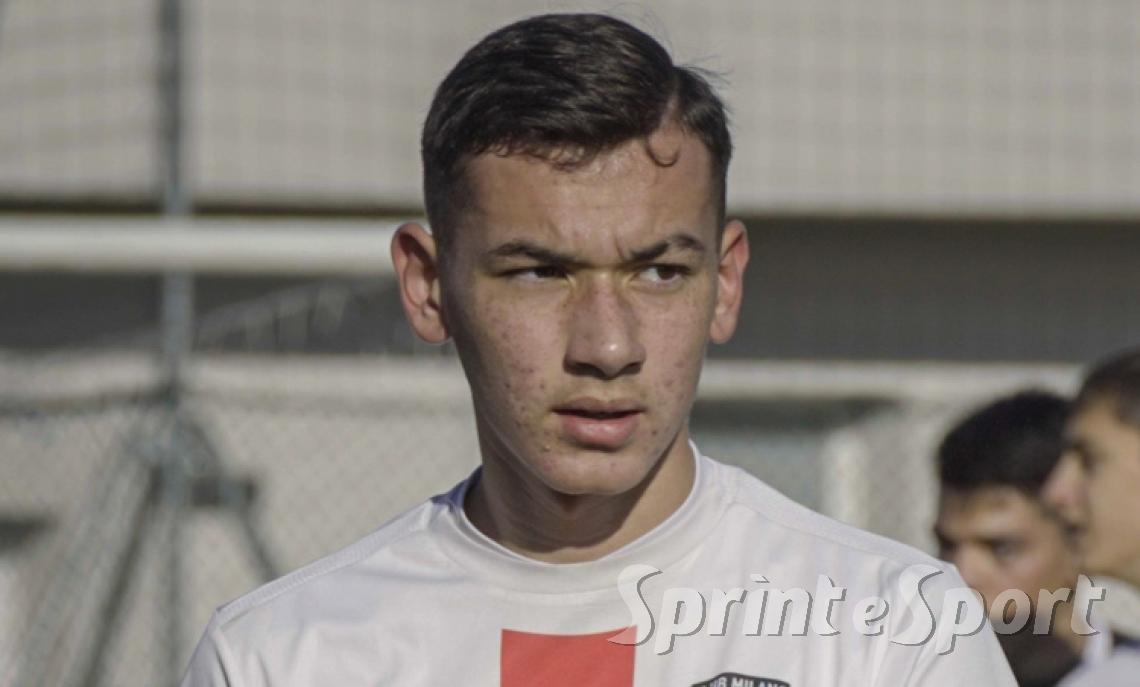 DE ROBERTIS MANUEL CLUB MILANO UNDER 15 ÉLITE