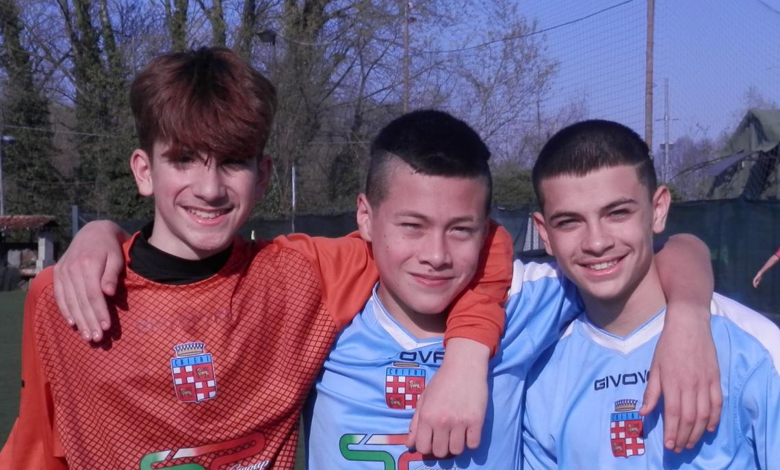 La doppietta del leader regala 3 punti d'oro in vista del derby dei leoni