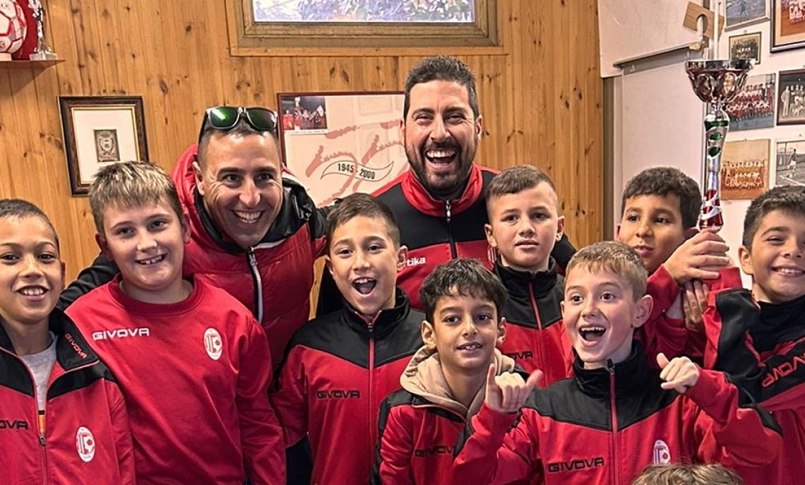 Un Trionfo Imbattuto: Il Viaggio Straordinario di una Squadra di Giovani Talenti