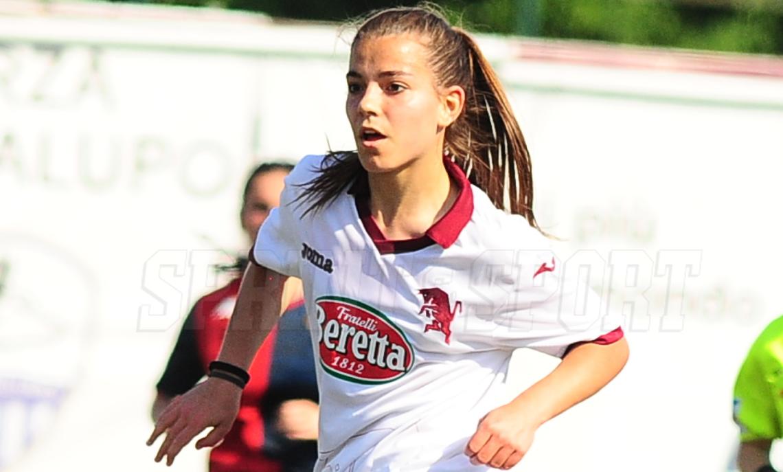 Rappresentativa Femminile Under 19 Sperimentale Piemonte Valle d'Aosta, in foto: Eleni Falconi, centrale 2009 del Torino