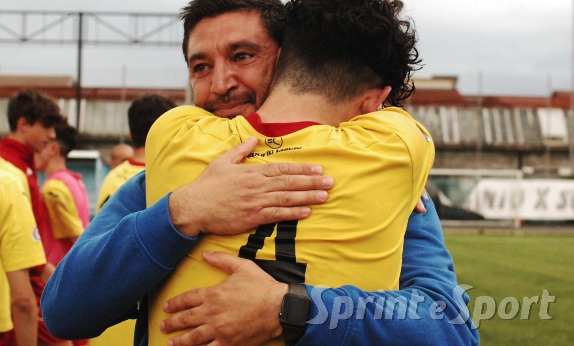 Serie D • Girone A: Incredibile a Varese: Roberto Floris, dopo un confronto con la società, saluta i biancorossi. In panchina Unghero
