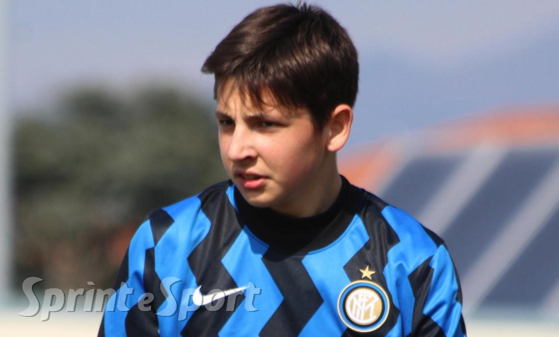 frederik tosku: il giovane talento del cesena che sfida le convenzioni del calcio italiano