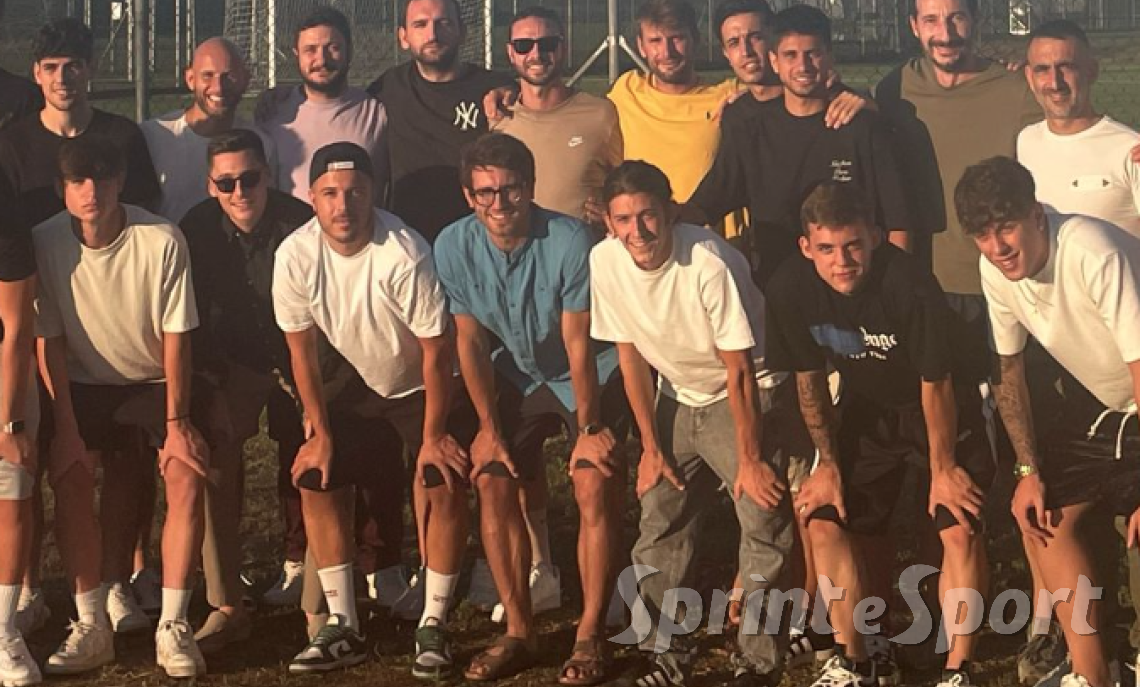 Brindisi e sipario su una nuova stagione di successi per il PSG, tra obiettivi ambiziosi e rinnovamenti importanti