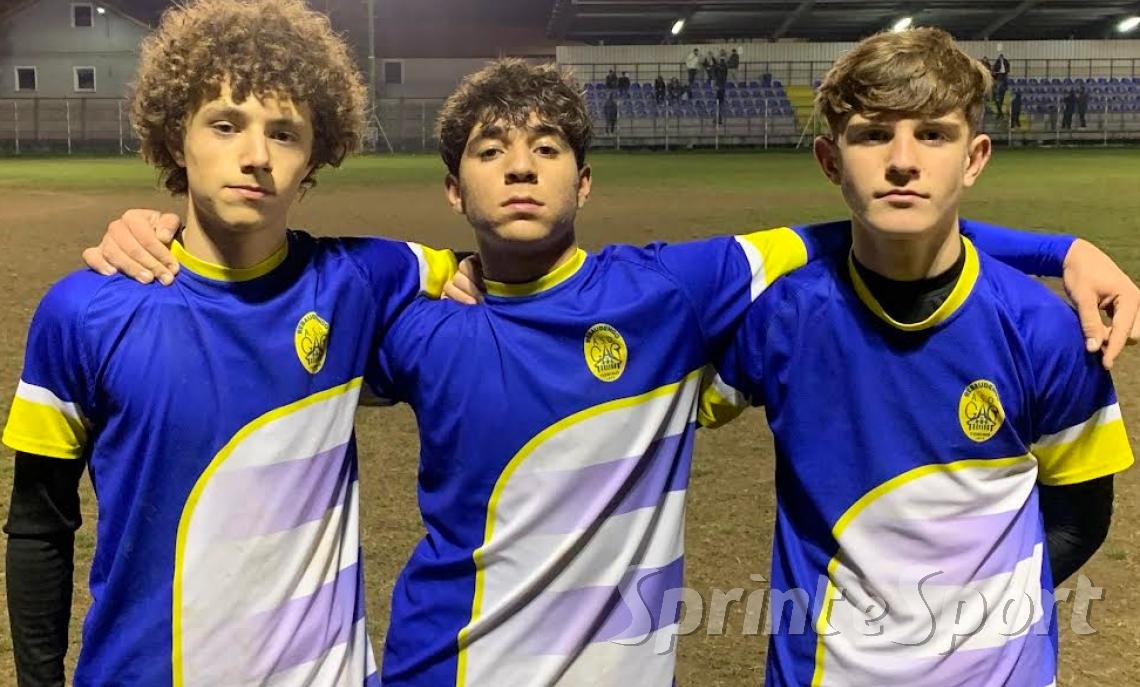 Alessandro Infurna, Alessio Broscoi, Edoardo Gavriloaie San Maurizio-Rebaudengo 1-2 Under 15 Torino 