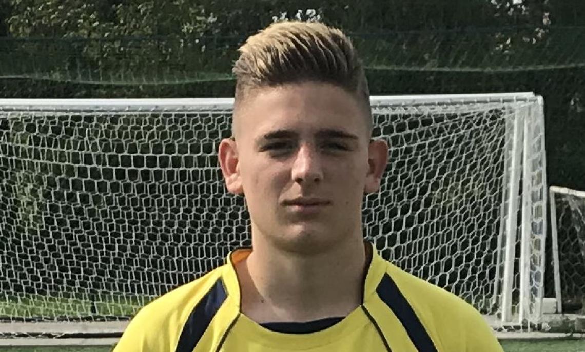 Sp.Desenzano, il capitano e bomber Malgarise. L'intesa con Suisio non ha la meglio sulla tecnica del Valgobbia.