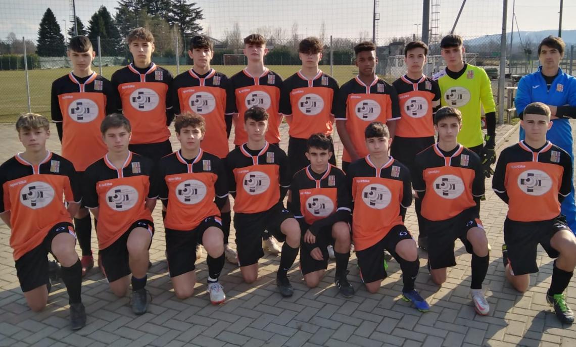 I ragazzi dell'Ivrea Calcio del neo tecnico Reolfi