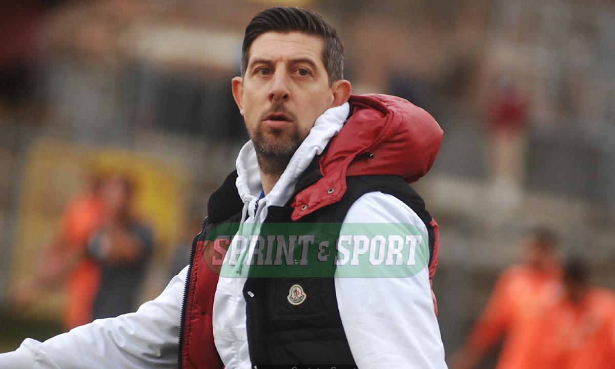 L'esonero con reintegro più rapido della storia del calcio ...