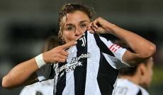 Duecento presenze in bianconere festeggiate con la rete che stende l'Inter