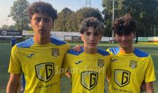 Subiscono la rimonta, ma vincono a fine recupero: il bomber si esalta nel finale