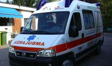 Ambulanza in campo e partita rinviata per un guasto alle luci: succede di tutto in Coppa