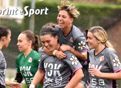Eccellenza Femminile, prima giornata, Torino Women-Acf Alessandria 1-2: l'esultanza delle grige per il gol di Martina Luison (foto Cassarà)