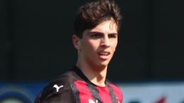 Il Napoli travolge il Milan: l'antipasto scudetto è azzurro