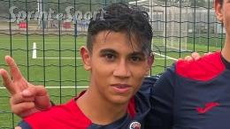 Da portiere a bomber: fa tripletta e la squadra gli regala il pallone