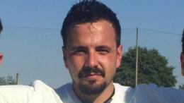 Il portiere si fa male, tra i pali va il ds: rigore parato e prima vittoria