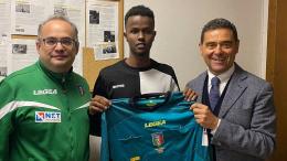 Arriva a piedi dalla Somalia e dirige Inter-Atalanta: l'esordio da favola dell'arbitro migrante