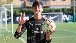 L'inizio in ritardo di mezzora, il gol in fuorigioco, i due rigori inventati: «Questo non è calcio»