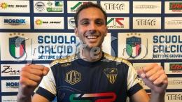 Il gol a tempo scaduto spegne l'impresa e accende la polemica: è pareggio nel "Clasico" torinese