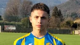 A 15 anni è il più giovane del campionato, gioca con quelli di 4 anni più grandi e punta allo Scudetto