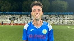 L'ala spicca il volo e fa esultare i suoi nello stadio del club dei 7 Scudetti