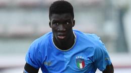 L'ultimo asso preso dai rossoblù è finito da poco alla Juventus, il club fa un altro colpaccio in chiave presente e futura