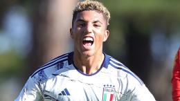 A 18 anni dopo aver fatto sfracelli nelle giovanili debutta in Serie A e batte 3-0 l'Inter, è nata una stella