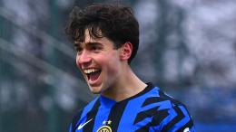 Mamma mia che Inter! Segna quattro gol alla squadra più in forma del momento ed è seconda