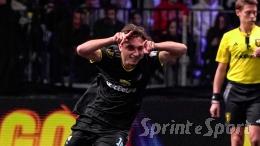 È una partita senza senso: tre gol in due minuti indirizzano lo scontro più pazzo del mondo