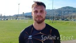 È l'eroe del giorno! Segna un gol allo scadere in casa della capolista e tiene vivo il campionato
