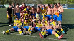 I miracoli del portiere non fermano la festa, il San Mauro trionfa con un pareggio e diventa Campione