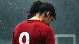 Lo sfogo di una calciatrice: «Indifferenza da parte di chi dovrebbe tutelarci; così si uccide la nostra passione»