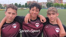 Giocano alla pari con la seconda in classifica in inferiorità numerica, ma si devono arrendere alla doppietta del bomber avversario