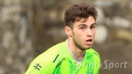 Le prime mosse! Trattenere il bomber da 25 gol e due colpi a centrocampo per alzare l'asticella