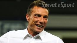 Fa 37 punti in 20 partite e porta la squadra dalla zona rossa ai play off, la Juventus si tiene stretta l'allenatore