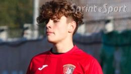 Il debuttante a 16 anni si sposta di 150 chilometri per fare il salto di qualità, il suo nuovo club investe sul futuro