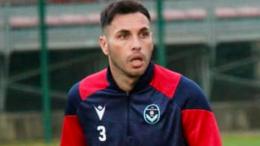 Dalla Promozione alla Serie C con la stessa maglia, per il centrocampista sono 14 anni di passione e leadership
