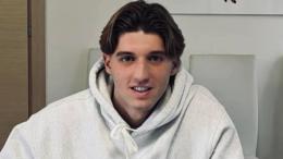 Ha 19 anni ed è un talento in difesa, il club appena riammesso tra i Prof fa un grande colpaccio