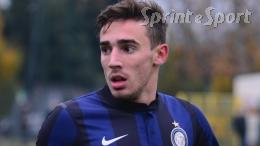 Debutta con la nuova squadra e ci mette 14 minuti per segnare il suo 1° gol, l'attaccante è un innesto azzeccato