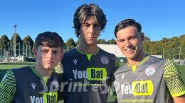 I nuovi segnano subito al debutto, i Campioni in carica dominano e ripartono da un poker