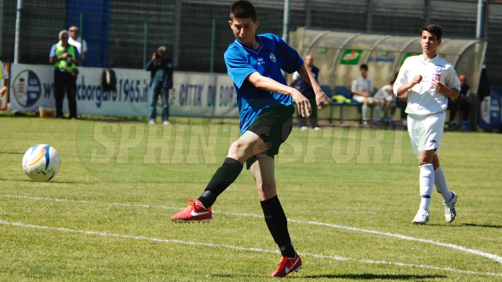 q q q q q q q q q q 