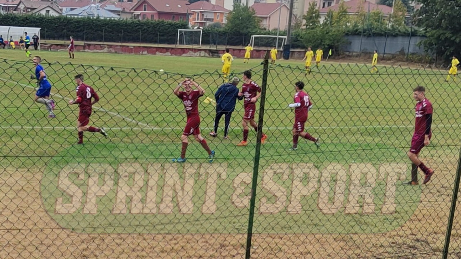 Simone Volpe fa esplodere iol popolo granata