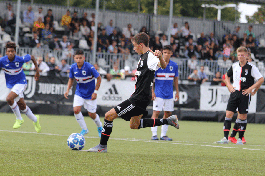 Juventus-Sampdoria Under 15: il rigore della Juve firmato Anghelè